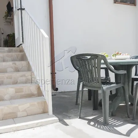 Villetta Contadina 펜션 토레 수다